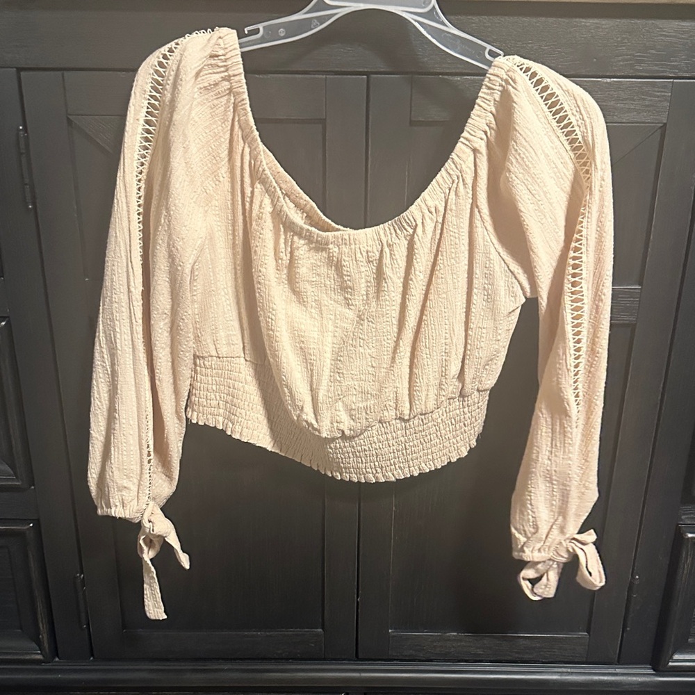 Chic Beige Blouse with Tie Sleeves